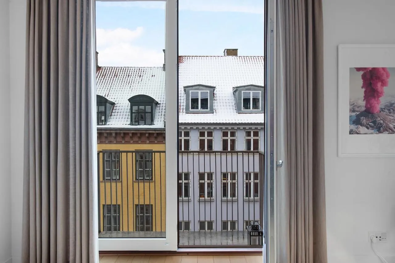 Sanders Monarch - Charming One-Bedroom Apartment With Two Balconies Copenhagen 0*,  Denmark