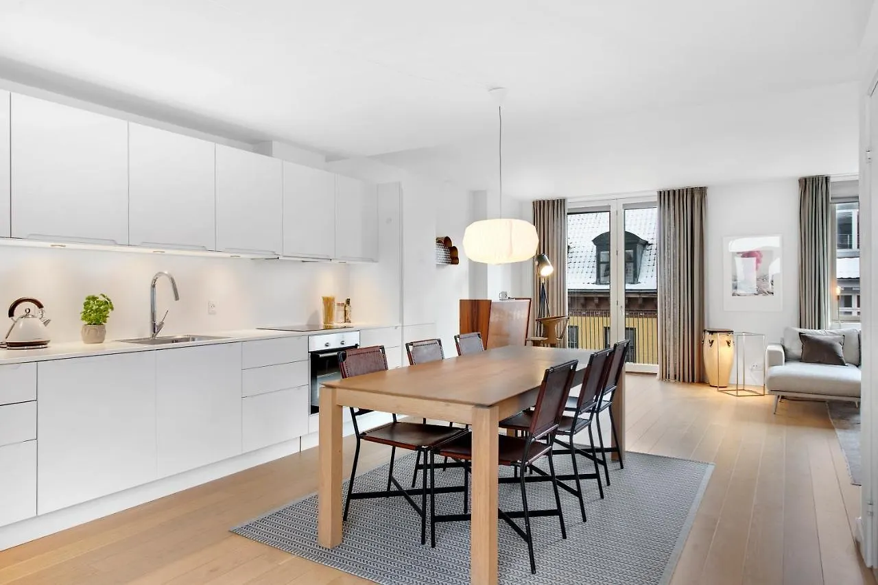 Sanders Monarch - Charming One-Bedroom Apartment With Two Balconies Copenhagen 0*,  Denmark