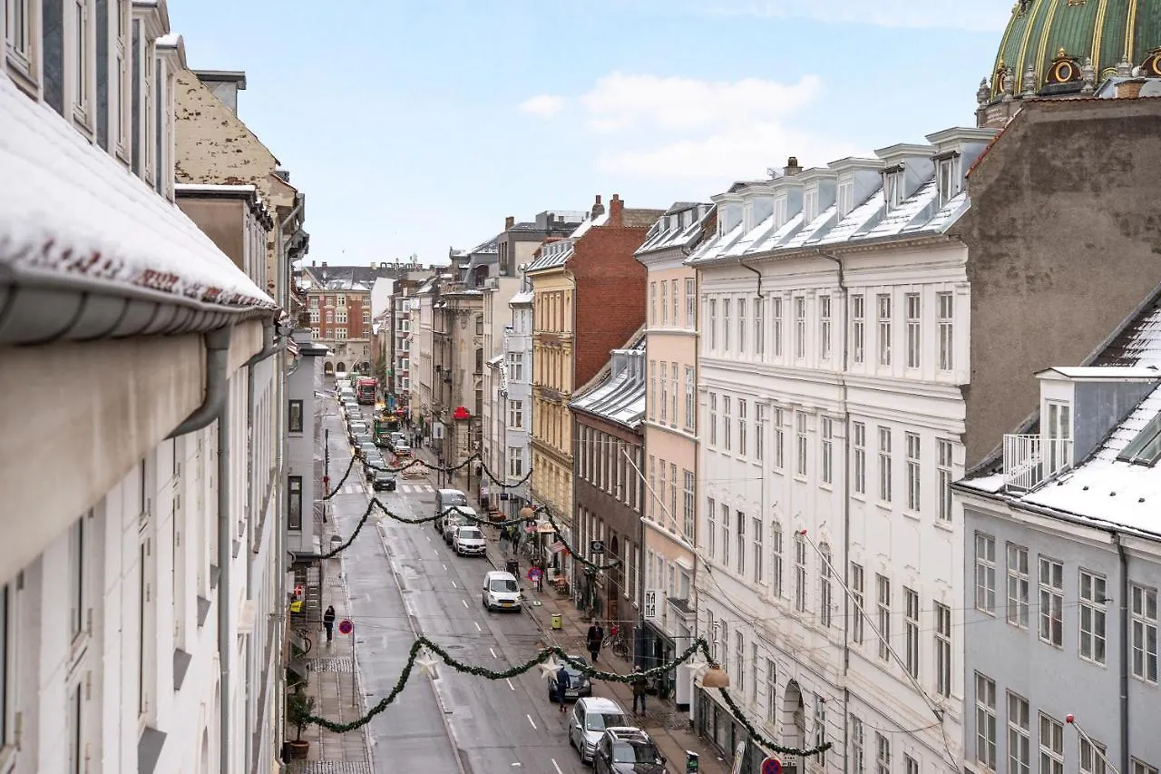 Sanders Monarch - Charming One-Bedroom Apartment With Two Balconies Copenaghen