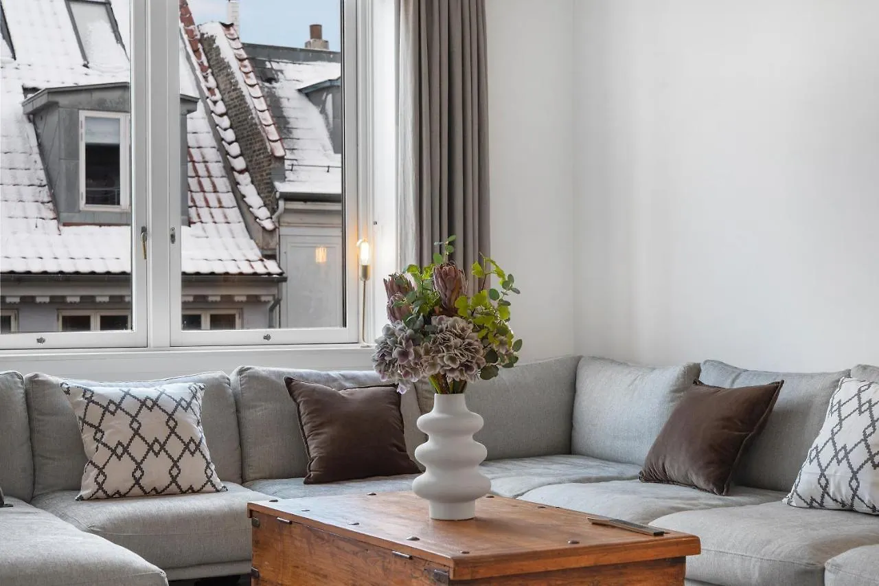 Sanders Monarch - Charming One-Bedroom Apartment With Two Balconies Copenaghen Danimarca